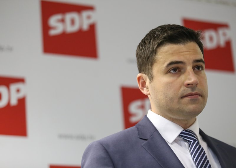 Bernardić: Plenković mora dati ostavku, idemo na izbore