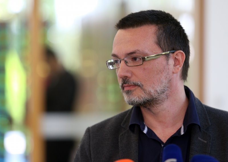 Hrvoje Runtić o detaljima nemoralne ponude iz HDZ-a: Vrbovali su me preko obitelji, znali su sve