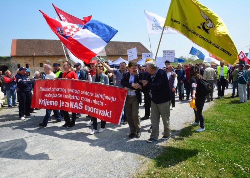 'Posljednji je trenutak za obranu radnika i radnih mjesta'