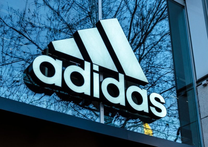 Adidas zatvara fizičke trgovine, okreće se Internetu