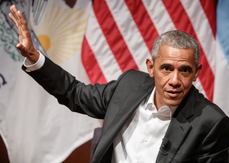 Obama u Johannesburgu odao počast 'povijesnom velikanu' Mandeli