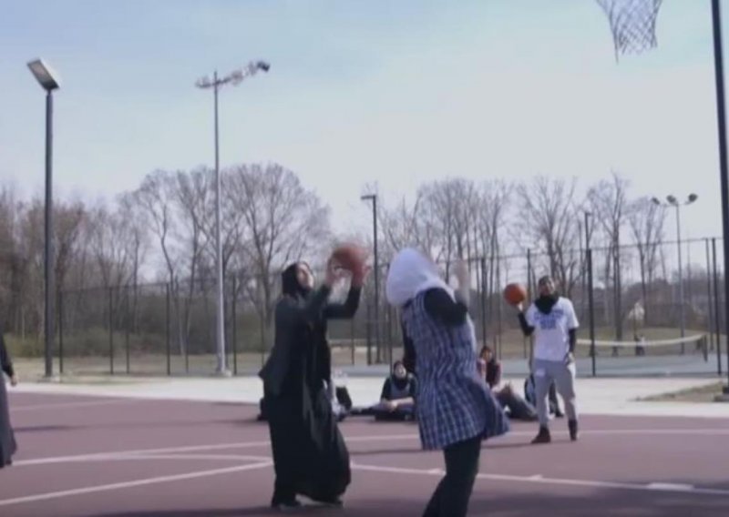 FIBA popustila muslimankama; novo pravilo u košarci