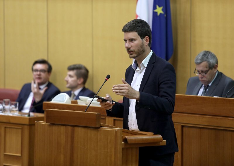 Pernar nakon presude Horvatinčiću: Pravosuđe je korumpirano i štiti određene ljude