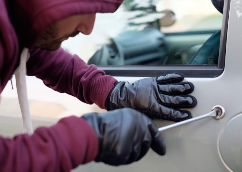 Kako se zaštititi od kupnje ukradenog auta?