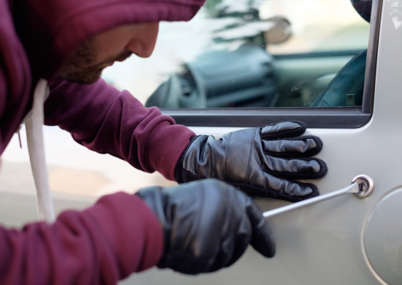 Stručnjak savjetuje kako zaštititi automobil od krađe