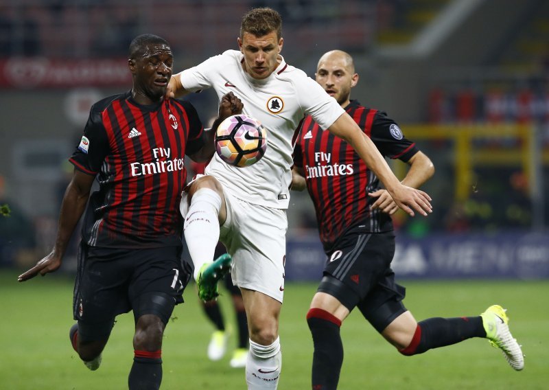 Roma rasturila Milan usred Milana, Mario Pašalić zabio počasni gol za 'rossonere'