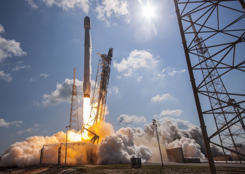 Bugari lete u nebo na rabljenoj raketi Elona Muska