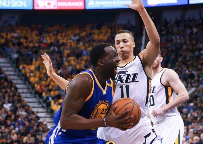 Moćni Golden State Warriorsi bez poraza do finala Zapada