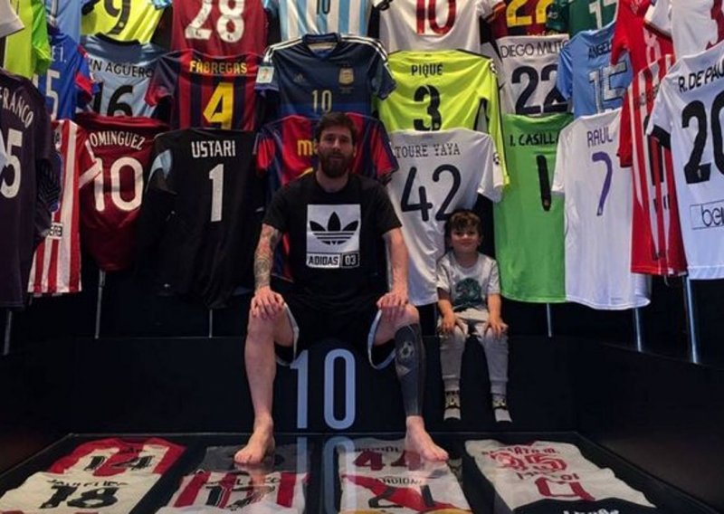 Messi pokazao impresivnu kolekciju dresova, a među njima su i tri Realove zvijezde...