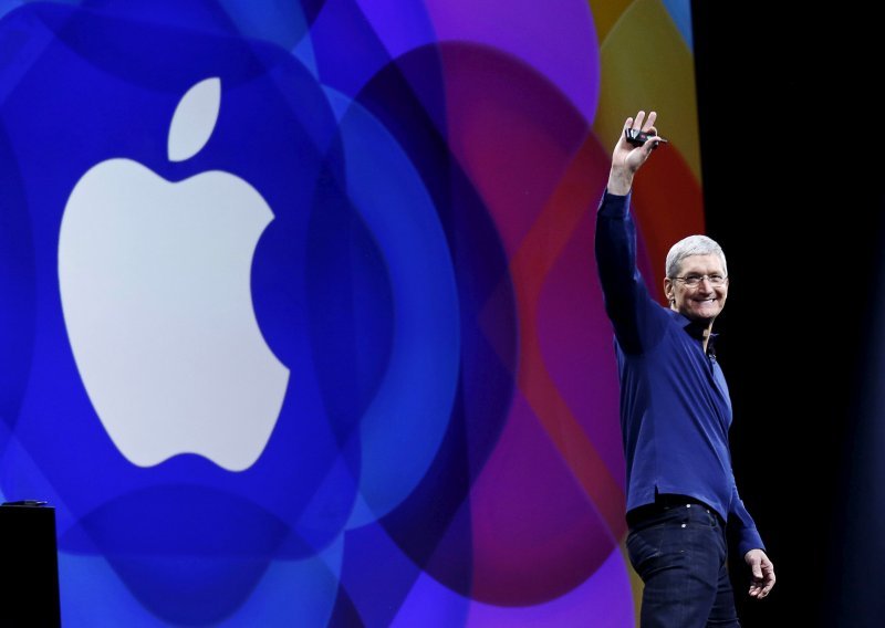 Kako se Apple približio vrijednosti od bilijun dolara?
