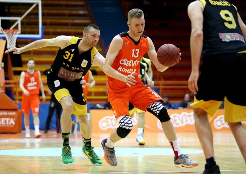 Cedevita ostavila Split na -30 i izborila finale s Cibonom