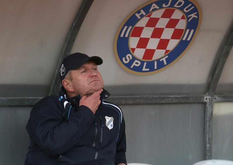Trener Rijeke ne želi o Hajduku; uoči novog izazova poslao je poruku igračima