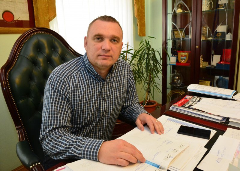 Plenković osudio napad HDZ-ova gradonačelnika na požeškog novinara