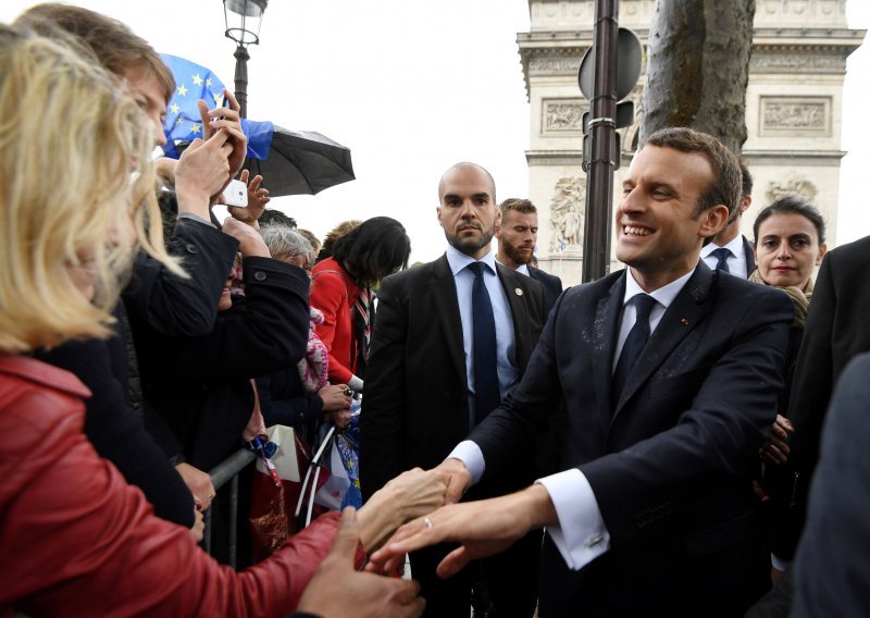 Francuzima ne smetaju ljubavni skandali političara, ali su alergični na nešto drugo