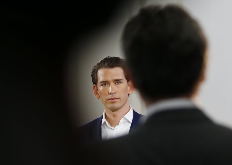 Nakon izbora novog lidera Sebastiana Kurza austrijski konzervativci vode u anketama