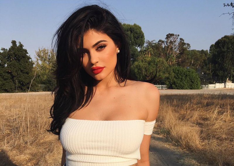 Priznala trudnoću? Kylie Jenner ovim je potezom potvrdila sva nagađanja