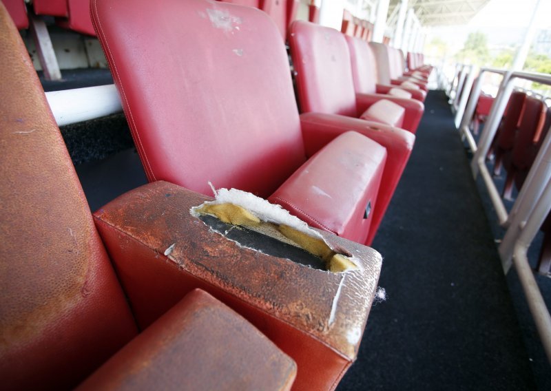 Zar se ovdje igra prvoligaški nogomet? Evo na što sliči stadion u Kranjčevićevoj!