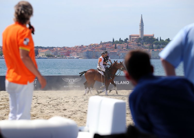 Gosti iz cijelog svijeta pristigli na drugi Rovinj Beach Polo Cup