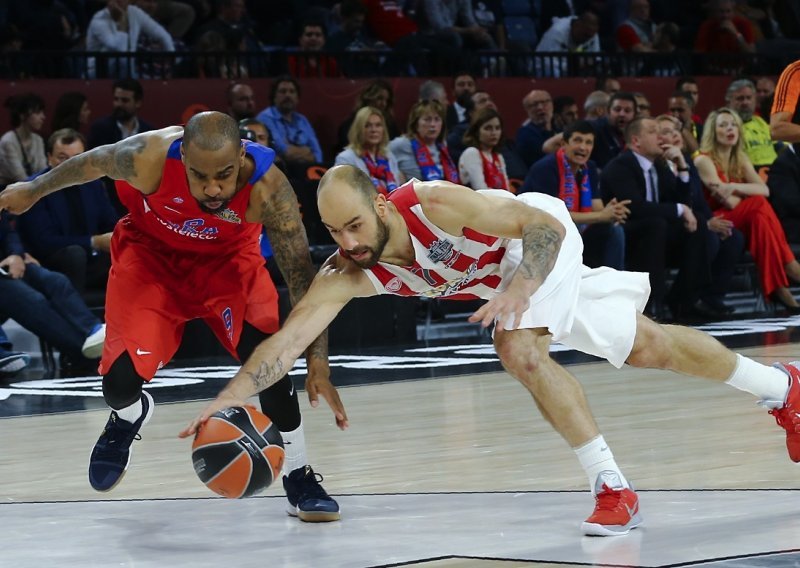 Spanoulis uništio CSKA, Olympiacos u velikom finalu protiv Fenera