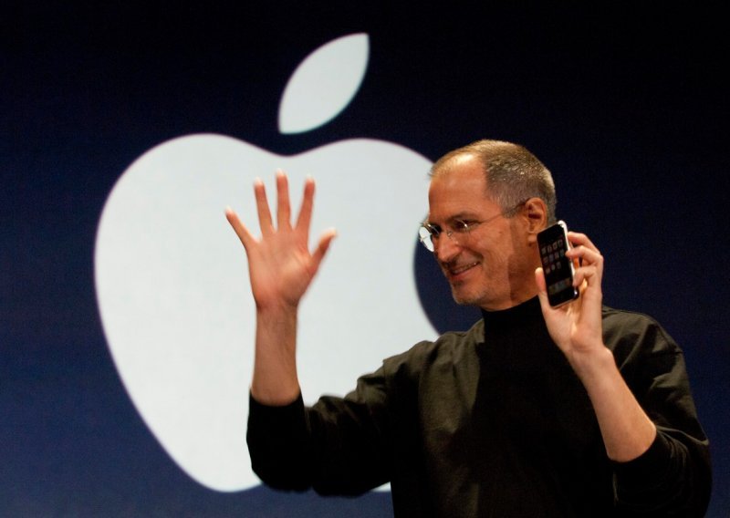 Zanima vas iskreno mišljenje zaposlenika i kolega? Evo kako je to radio Steve Jobs