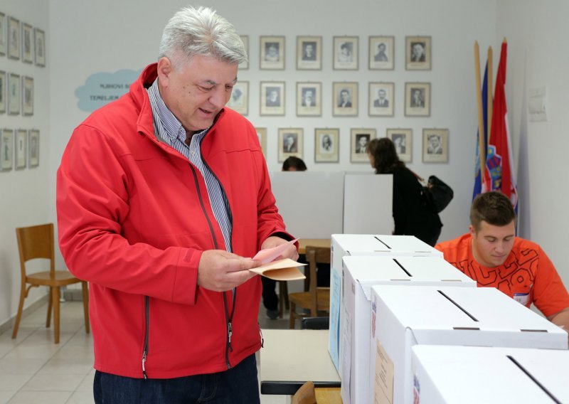 Komadina: 'SDP je spreman za izbore, a HDZ?'