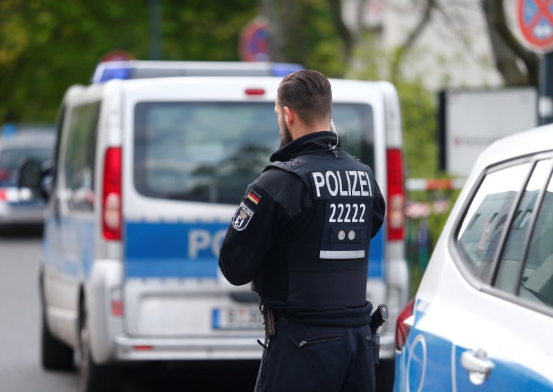 Napad u Njemačkoj: Jedna osoba nasmrt izbodena, jedna ozlijeđena
