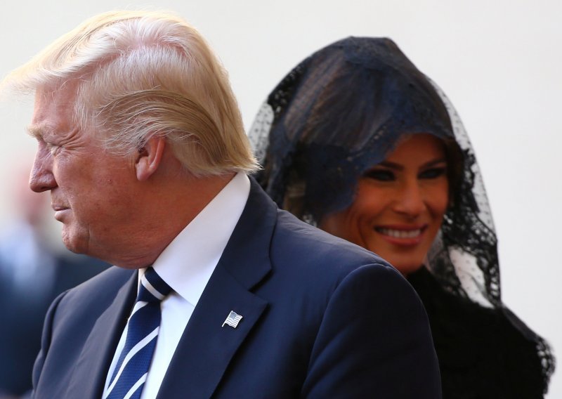 Znakovi koji otkrivaju da nešto ne štima u braku Melanije i Donalda Trumpa