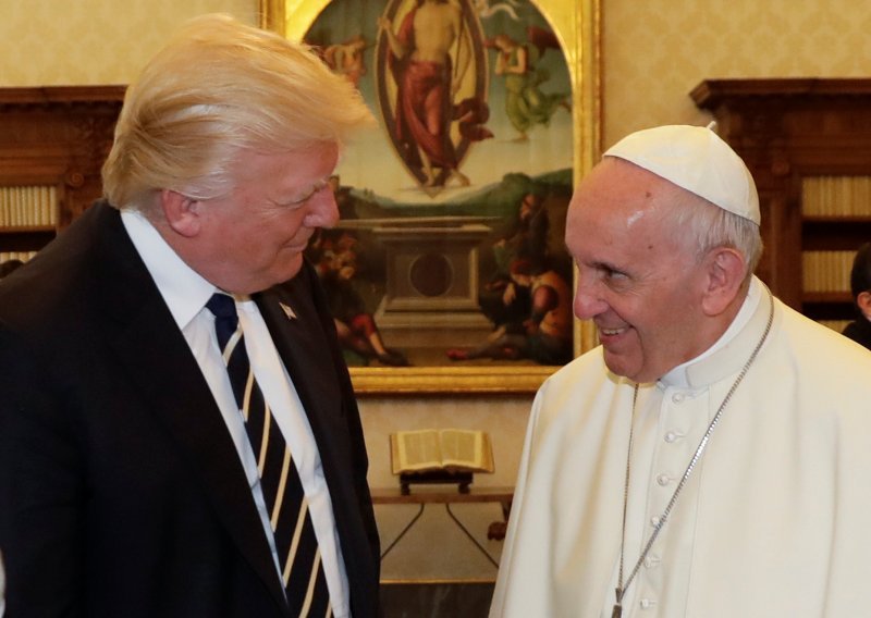 Trump obećao papi Franji da će dati 300 milijuna dolara za borbu protiv gladi u Africi