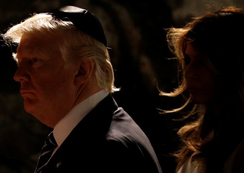 Trump opet kiksao: U Yad Vashemu ostavio poruku kao na razglednici
