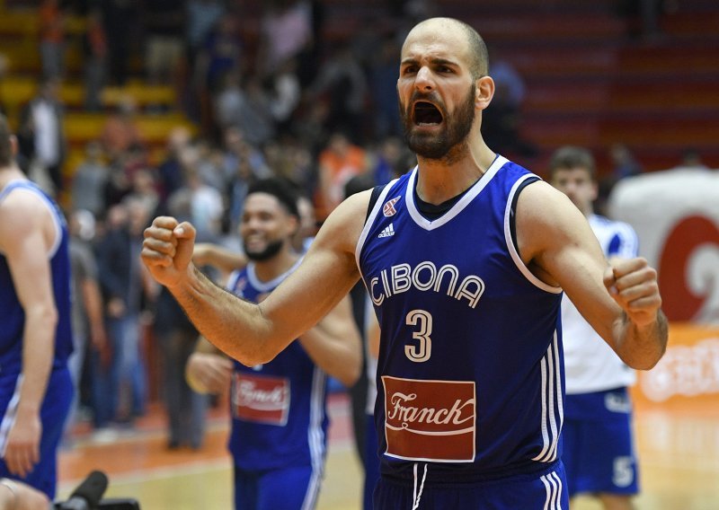 Najbolji košarkaš Cibone sreću će potražiti u - Rumunjskoj