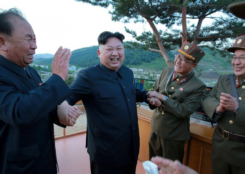 Tko su miljenici Kim Jong Una koji stoje iza sjevernokorejskog raketnog programa