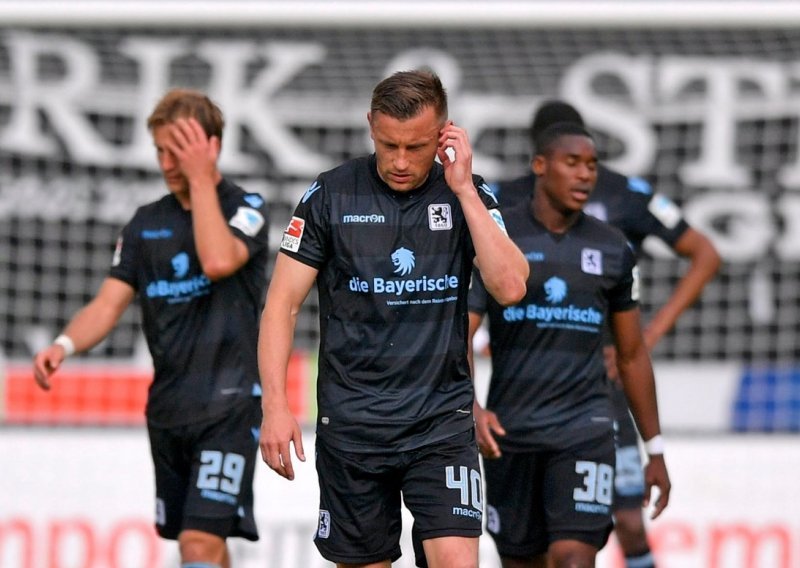 Šok u Münchenu: Omiljeni klub seli u treću ligu, navijači poludjeli!