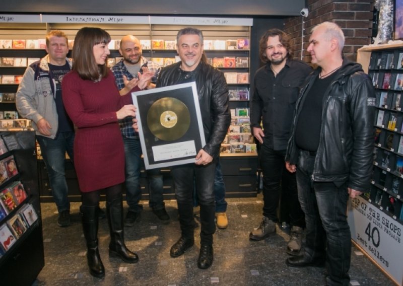 Općoj opasnosti dodijeljeno priznanje za zlatnu nakladu albuma