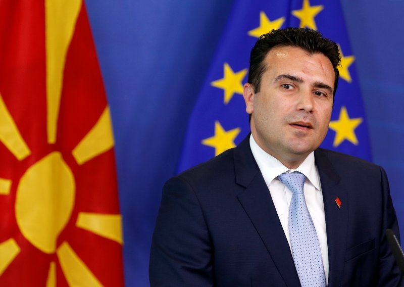 Zaev s Grcima na korak do okončanja spora oko imena Makedonije?