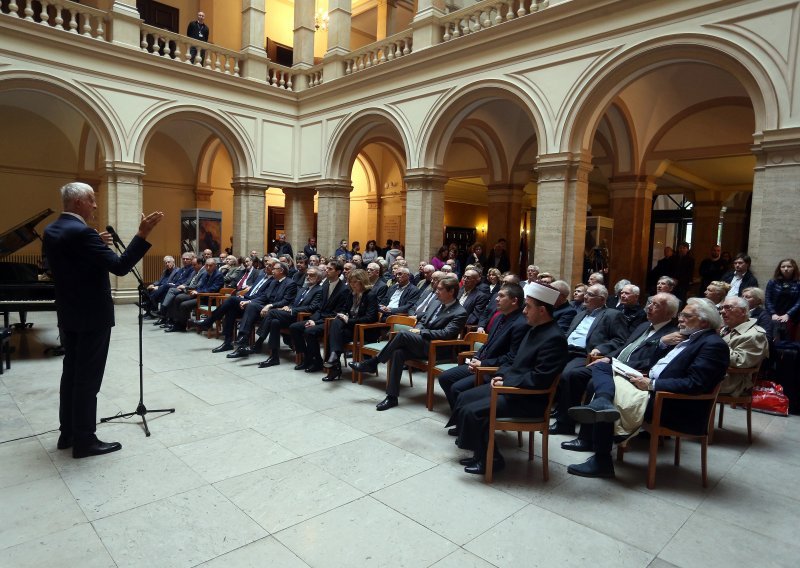 Predstavljena knjiga 'Hrvatski alkemičari tijekom stoljeća'