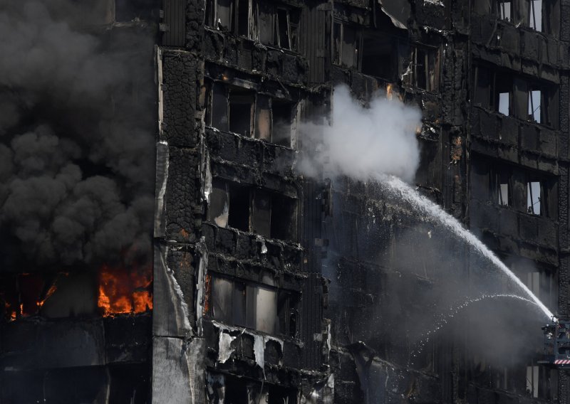 The Sun: Najmanje 65 nestalih u požaru u Londonu