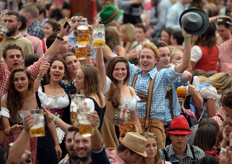 Pada konzumacija piva, doznali smo koja će alkoholna pića biti novi hit