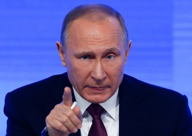 Putin: morat ćemo odgovoriti na 'nezakonite' sankcije SAD-a