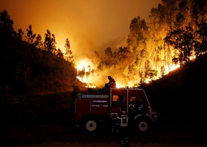 Nezapamćena tragedija: Najmanje 62 mrtvih u požaru u Portugalu