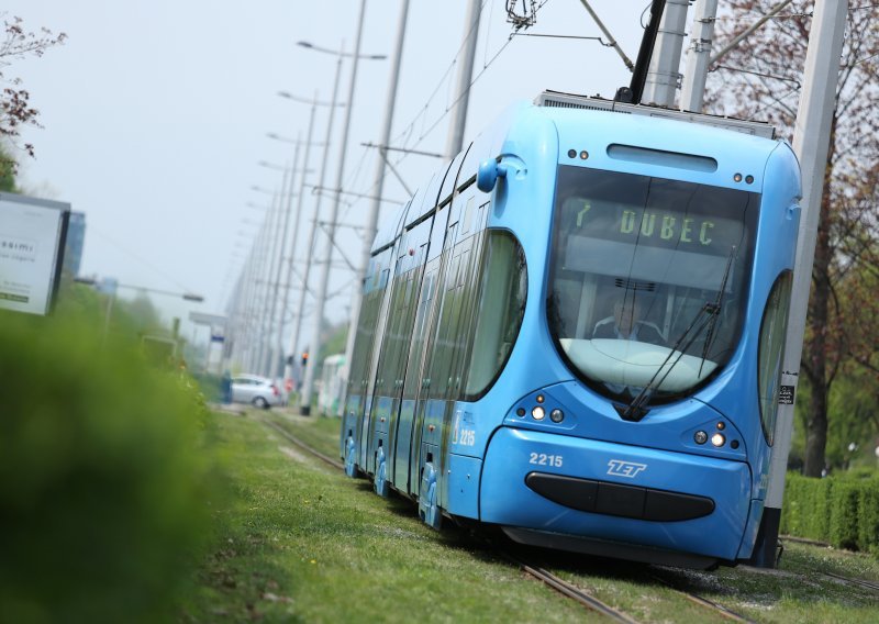 Za vrijeme Adventa vikendima besplatan javni prijevoz u Zagrebu