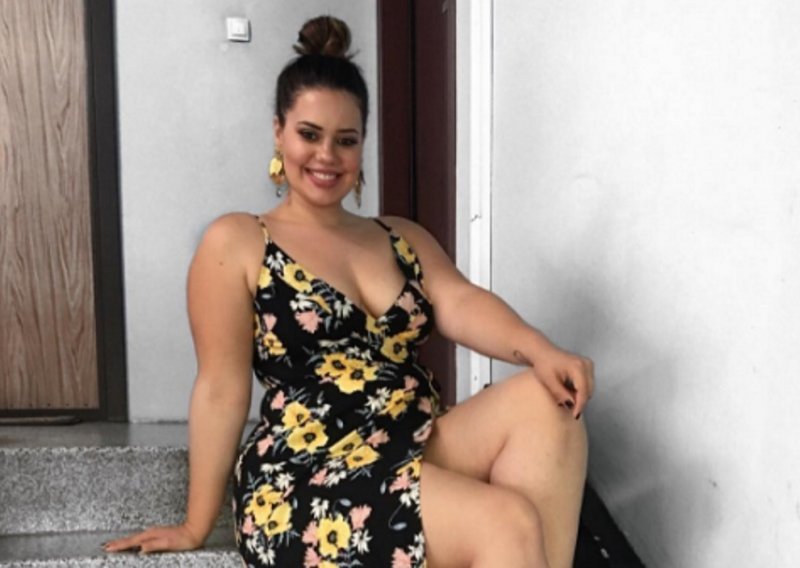 Naša plus size ljepotica novim badićem mami poglede na plaži