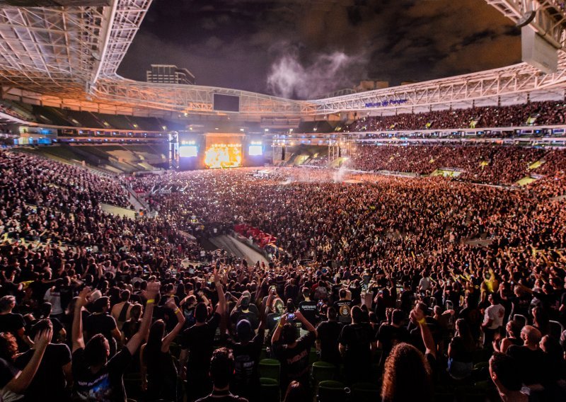 Iron Maiden - Fan zona ispred Spaladiuma i satnica koncerta