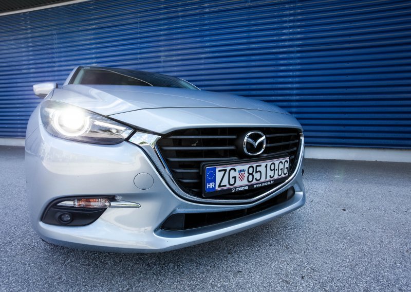 Mazda3 CD105 Sedan - maleni dizelaš s velikim ambicijama