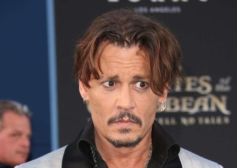 Johnny Depp: Isprika zbog šale o ubojstvu Trumpa