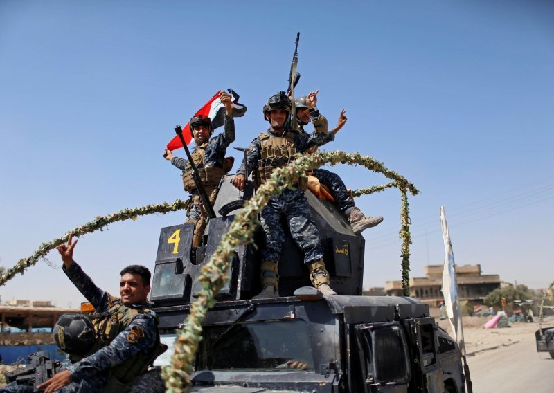 Iračka vojska oslobodila Mosul na godišnjicu osnivanja kalifata tzv. Islamske države
