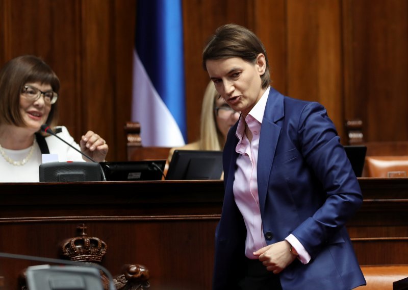 Pogledajte prisegu nove srbijanske vlade premijerke Ane Brnabić