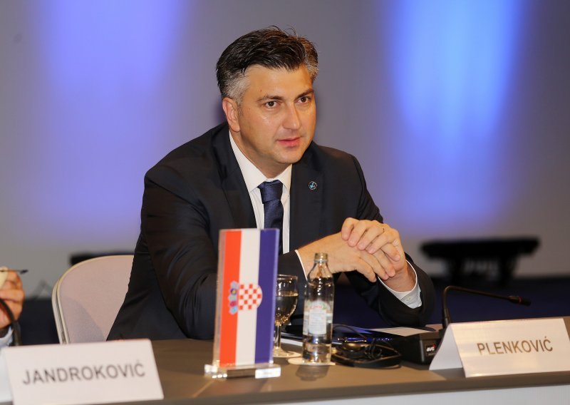 Plenković i Jandroković otvorili Dubrovnik forum: Najveća korist članstva u EU je Pelješki most