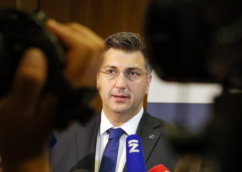 Plenković dolazi u Split, održat će sastanak s ministrima