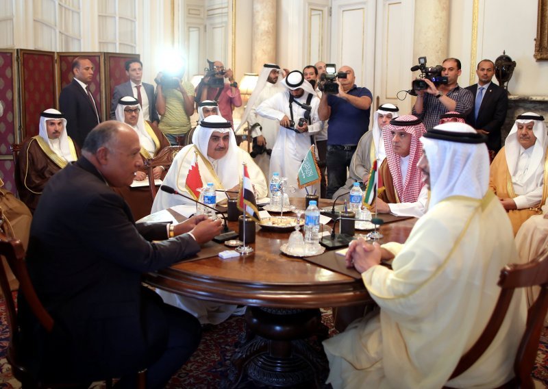 Arapski ministri kažu da je odgovor Katara 'negativan', ali ne najavljuju nove sankcije
