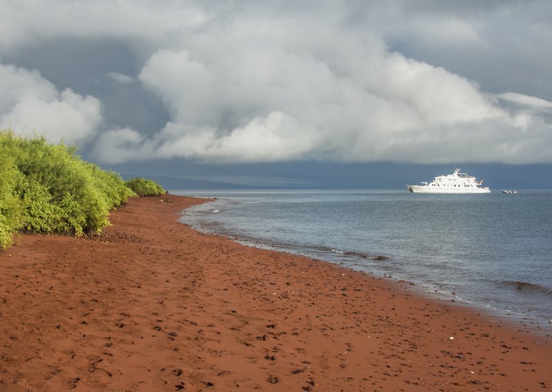 Galapagos zabranio prodaju i upotrebu pirotehnike